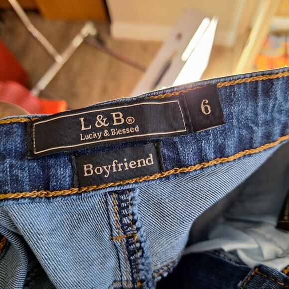 L& B Size 6 Embroidered Boyfriend Jeans - Picture 2 of 12
